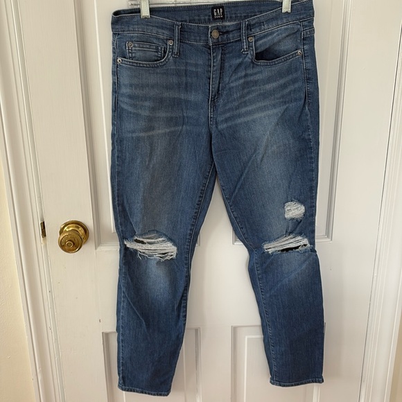 GAP Denim - GAP distressed skinny jeans size 28